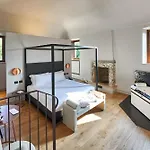 Szálloda Relais Cascina Era