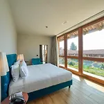 Relais Cascina Era 호텔 4*