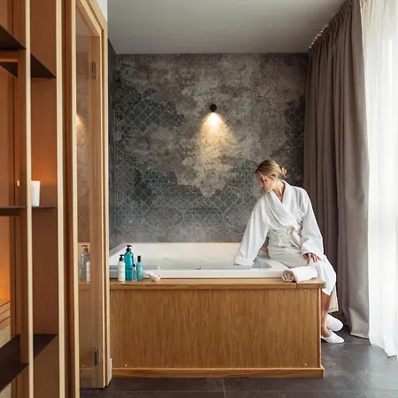 Relais Cascina Era 4*