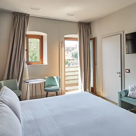 Hotel Relais Cascina Era 4*