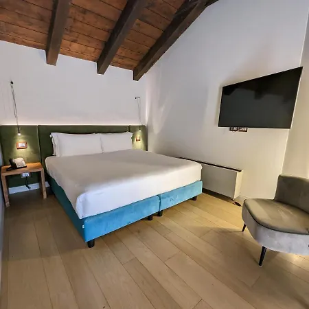 Hotel Relais Cascina Era 4*