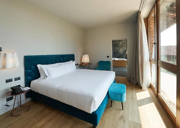 Relais Cascina Era 호텔 4*