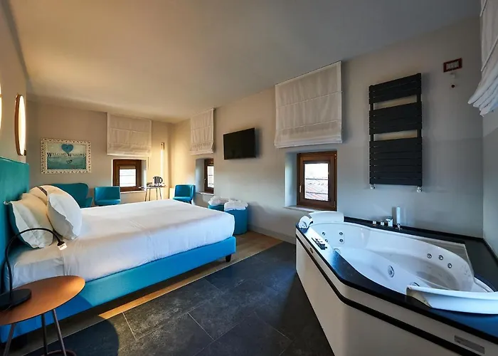 Relais Cascina Era 호텔 4*